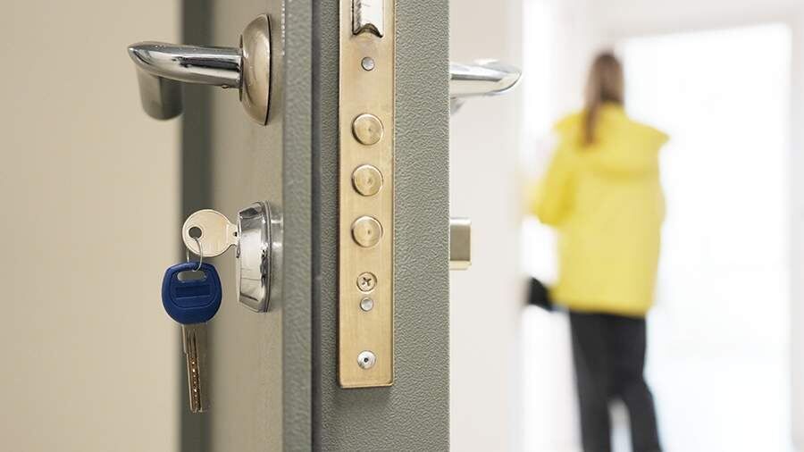 Опасные последствия идеи о бесхозных квартирах: эксперты предупреждают