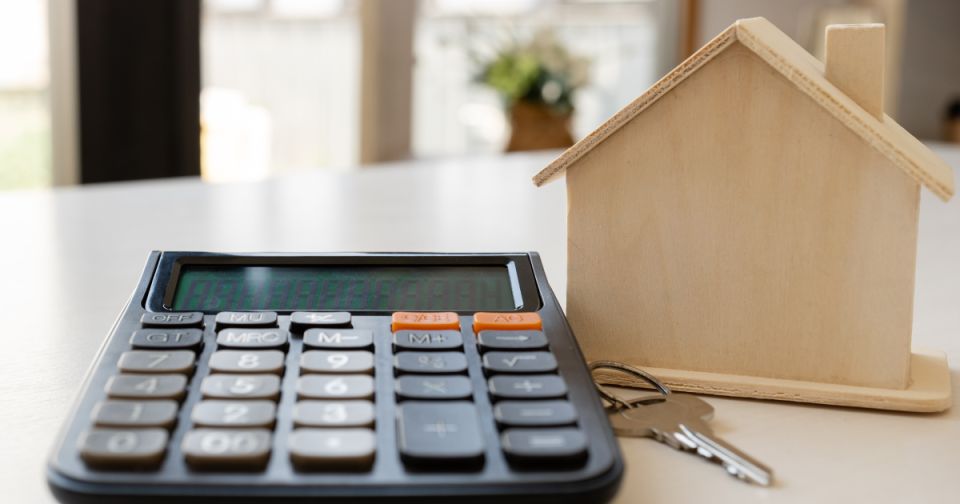 Минстрой разъяснил правила применения муниципального тарифа для управляющих компаний