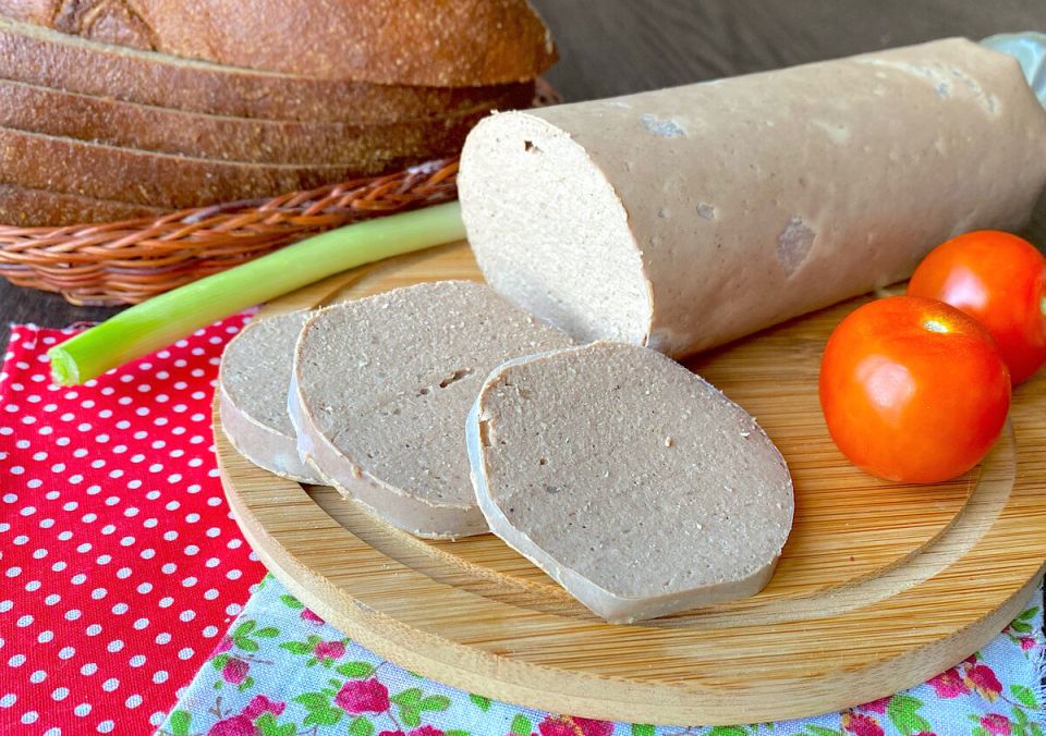 Как приготовить вкусную ливерную колбасу дома