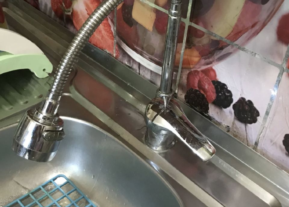 Не только для зубов: четыре неожиданных способа применения зубной пасты в быту