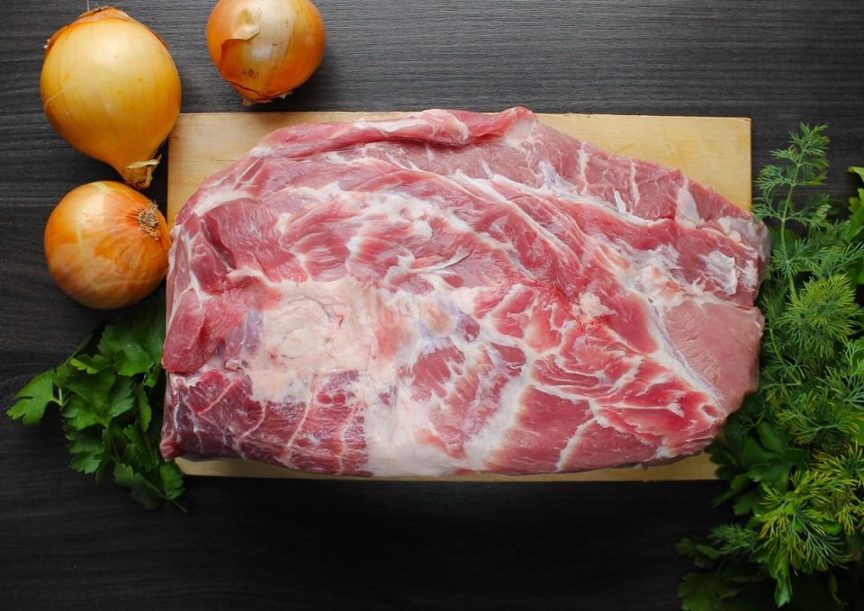 Шашлык мечты: свинина с луком, которая покорит ваши вкусовые рецепторы